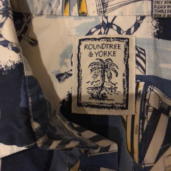 Men’s Casual Button Down, Roundtree & Yorke Short Sleeve Size Small - Picture 12 of 13